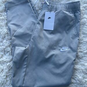 New Men Light Gray Nike Club Woven Tapered Leg Pants size small
